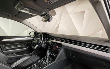 Volkswagen Passat B8 рестайлинг, 2020 год, 2 275 000 рублей, 13 фотография
