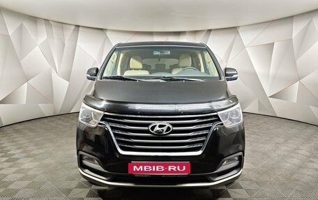 Hyundai H-1 II рестайлинг, 2018 год, 2 599 000 рублей, 7 фотография