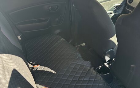 Toyota Vitz, 2015 год, 615 000 рублей, 7 фотография