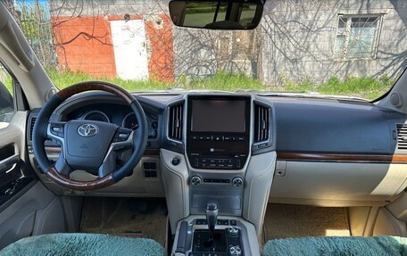 Toyota Land Cruiser 200, 2018 год, 5 100 000 рублей, 8 фотография