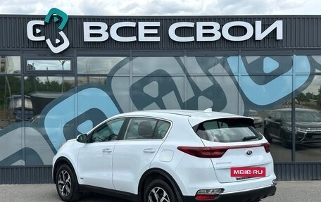 KIA Sportage IV рестайлинг, 2021 год, 2 195 000 рублей, 3 фотография