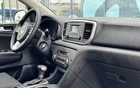 KIA Sportage IV рестайлинг, 2021 год, 2 195 000 рублей, 10 фотография
