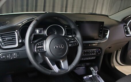 KIA cee'd III, 2021 год, 1 599 000 рублей, 8 фотография