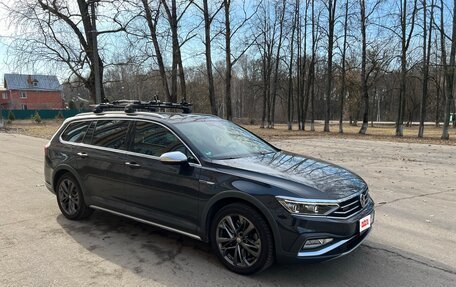 Volkswagen Passat B8 рестайлинг, 2020 год, 3 900 000 рублей, 2 фотография