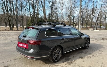 Volkswagen Passat B8 рестайлинг, 2020 год, 3 900 000 рублей, 3 фотография