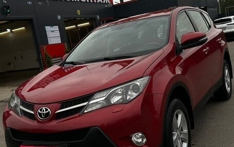 Toyota RAV4, 2013 год, 1 900 000 рублей, 1 фотография