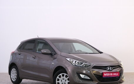 Hyundai i30 II рестайлинг, 2013 год, 849 000 рублей, 1 фотография