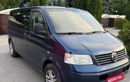 Volkswagen Transporter T5 рестайлинг, 2007 год, 1 000 000 рублей, 2 фотография