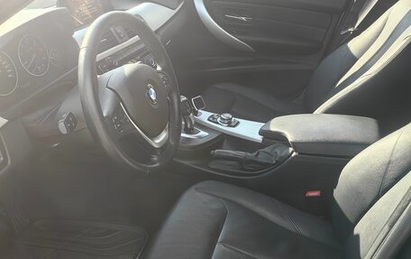 BMW 3 серия, 2017 год, 1 750 000 рублей, 8 фотография