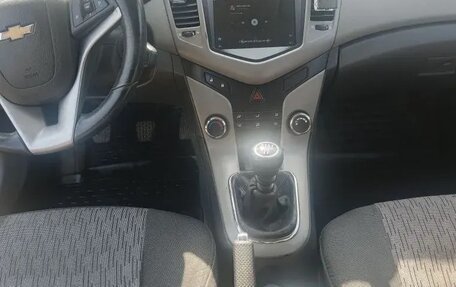 Chevrolet Cruze II, 2009 год, 300 000 рублей, 7 фотография