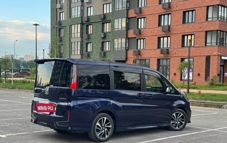 Honda Stepwgn IV, 2020 год, 2 200 000 рублей, 3 фотография