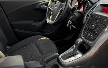 Opel Astra J, 2015 год, 1 010 000 рублей, 2 фотография