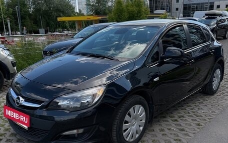 Opel Astra J, 2015 год, 1 010 000 рублей, 3 фотография