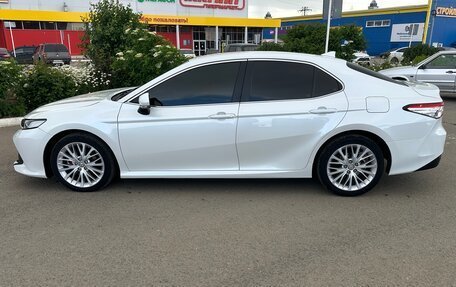 Toyota Camry, 2019 год, 2 730 000 рублей, 8 фотография