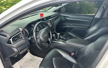 Toyota Camry, 2019 год, 2 730 000 рублей, 9 фотография