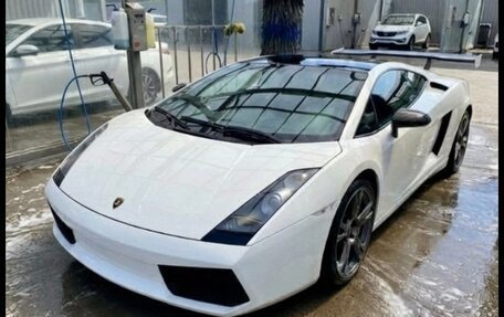 Lamborghini Gallardo I рестайлинг, 2005 год, 9 900 000 рублей, 4 фотография