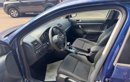 Volkswagen Jetta VI, 2010 год, 715 000 рублей, 6 фотография