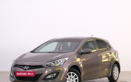 Hyundai i30 II рестайлинг, 2013 год, 849 000 рублей, 4 фотография