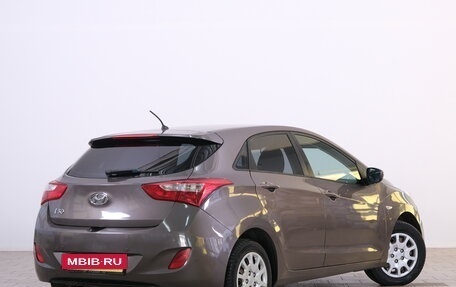 Hyundai i30 II рестайлинг, 2013 год, 849 000 рублей, 7 фотография