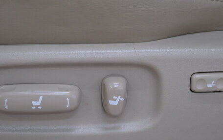 Toyota Land Cruiser Prado 120 рестайлинг, 2007 год, 1 899 000 рублей, 11 фотография