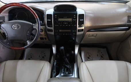 Toyota Land Cruiser Prado 120 рестайлинг, 2007 год, 1 899 000 рублей, 15 фотография