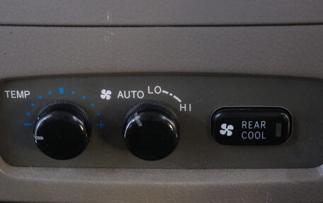 Toyota Land Cruiser Prado 120 рестайлинг, 2007 год, 1 899 000 рублей, 22 фотография