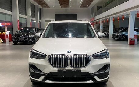 BMW X1, 2022 год, 2 350 000 рублей, 2 фотография