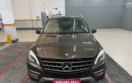 Mercedes-Benz M-Класс, 2012 год, 2 280 000 рублей, 3 фотография