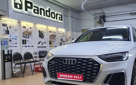 Audi Q5, 2022 год, 5 896 000 рублей, 1 фотография
