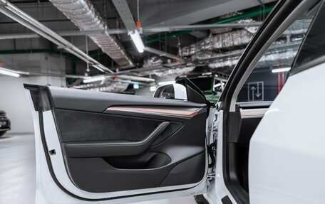 Tesla Model 3 I, 2021 год, 2 850 000 рублей, 22 фотография