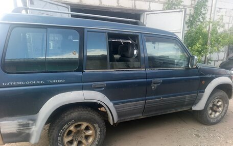 Mitsubishi Pajero III рестайлинг, 1994 год, 130 000 рублей, 3 фотография