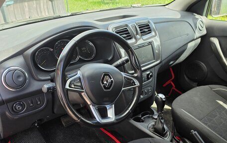 Renault Sandero II рестайлинг, 2018 год, 700 000 рублей, 7 фотография