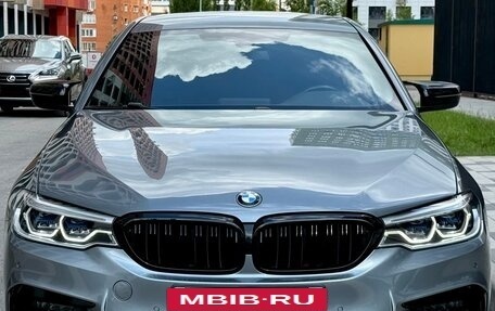 BMW 5 серия, 2019 год, 2 599 999 рублей, 3 фотография
