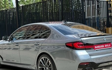 BMW 5 серия, 2019 год, 2 599 999 рублей, 12 фотография