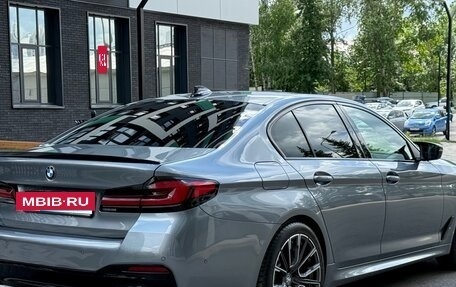 BMW 5 серия, 2019 год, 2 599 999 рублей, 13 фотография