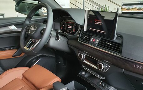 Audi Q5, 2022 год, 5 896 000 рублей, 5 фотография