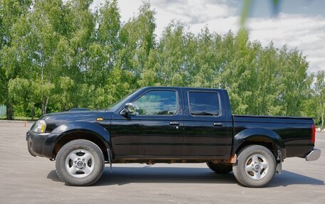 Nissan NP300, 2011 год, 1 380 000 рублей, 3 фотография