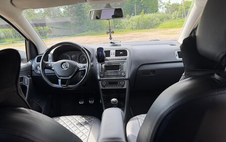 Volkswagen Polo VI (EU Market), 2016 год, 1 000 000 рублей, 4 фотография
