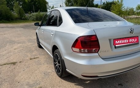 Volkswagen Polo VI (EU Market), 2016 год, 1 000 000 рублей, 2 фотография