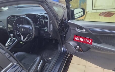 Honda Shuttle II, 2019 год, 1 650 000 рублей, 22 фотография