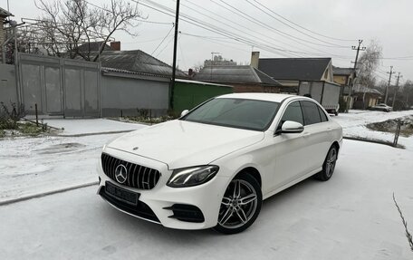 Mercedes-Benz E-Класс, 2018 год, 4 000 000 рублей, 3 фотография