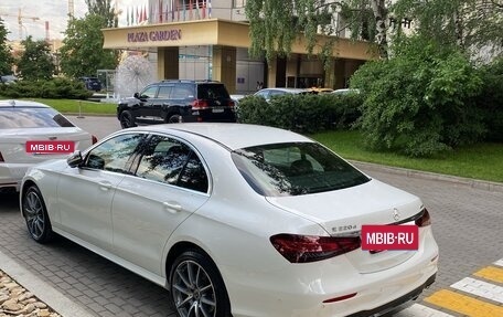 Mercedes-Benz E-Класс, 2021 год, 5 500 000 рублей, 2 фотография
