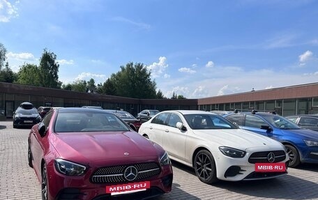 Mercedes-Benz E-Класс, 2021 год, 5 500 000 рублей, 4 фотография