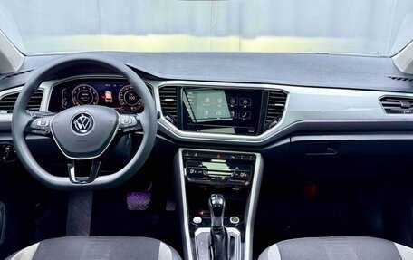 Volkswagen T-Roc I, 2022 год, 1 560 000 рублей, 9 фотография