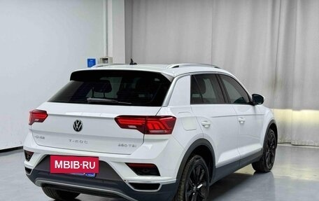 Volkswagen T-Roc I, 2022 год, 1 560 000 рублей, 6 фотография