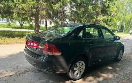 Volkswagen Polo VI (EU Market), 2011 год, 640 000 рублей, 2 фотография