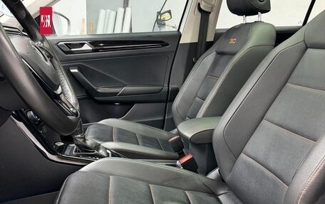 Volkswagen T-Roc I, 2022 год, 1 630 000 рублей, 11 фотография