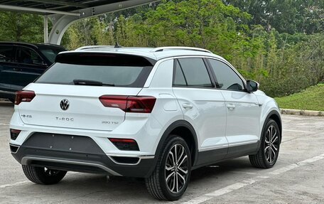 Volkswagen T-Roc I, 2022 год, 1 540 000 рублей, 4 фотография