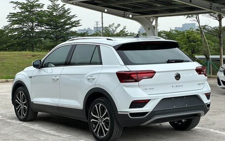 Volkswagen T-Roc I, 2022 год, 1 540 000 рублей, 6 фотография