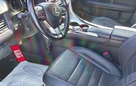 Lexus RX IV рестайлинг, 2017 год, 4 200 000 рублей, 15 фотография